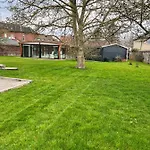 Cosy Avec Piscine Chauffee 6 Personnes Lestrem